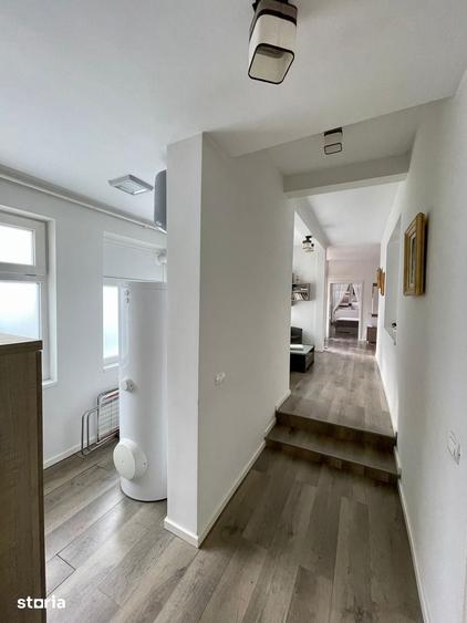 Casă cu 5 camere cu Teren 1593 Mp în Șinca
