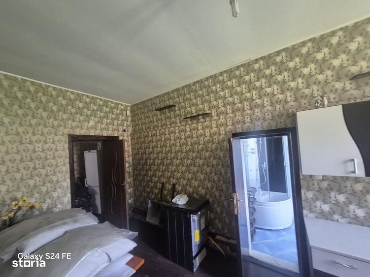 Casă cu 4 camere în Ștefan cel Mare