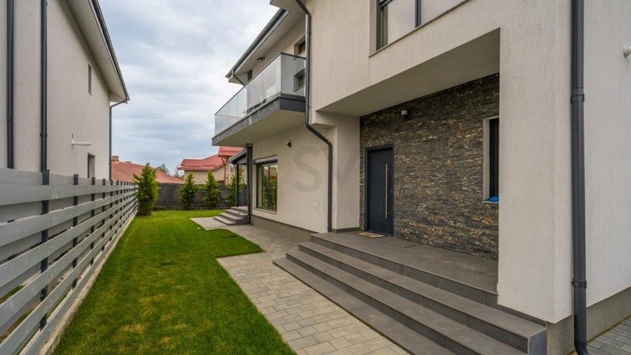 Casă individuală cu 5 camere cu Canalizare în Corbeanca