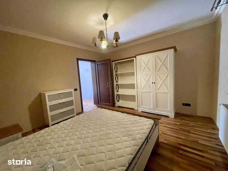 Casă cu 4 camere cu Teren 585 Mp în Corbeanca