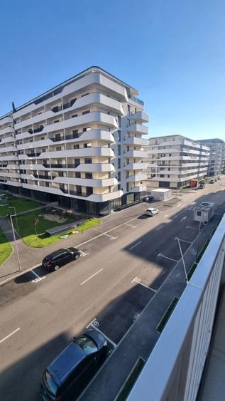 PERSOANĂ FIZICĂ VÂND APARTAMENT 2 CAMERE - 6