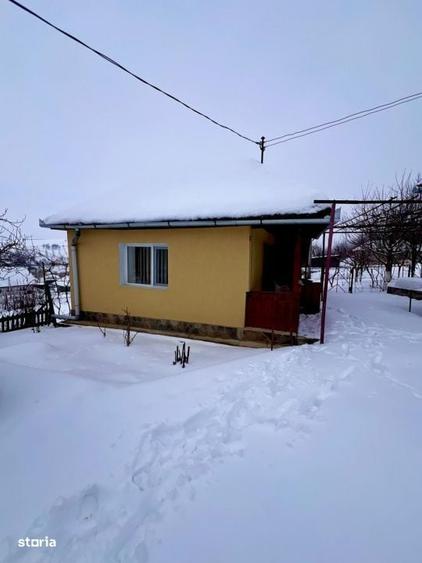 Casă cu 3 camere în Geaca