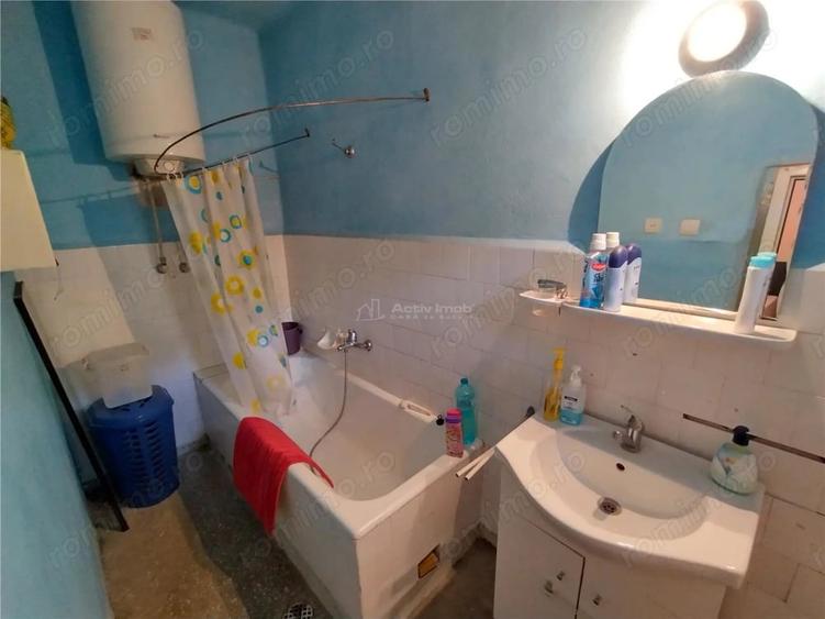 Casă cu 2 camere cu Teren 80 Mp în Vest