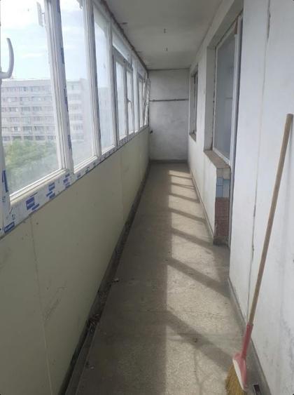 Apartament cu 2 camere semidecomandat în Iancului