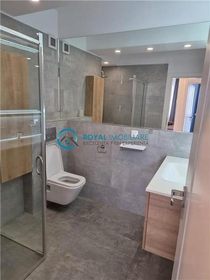 Apartament cu 3 camere decomandat, mobilat în 9 Mai