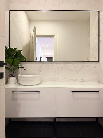Apartament cu 2 camere semidecomandat în Victoriei