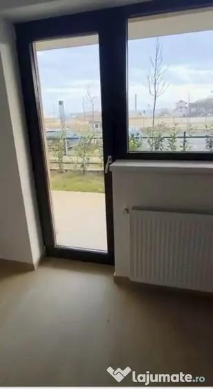 Apartament cu 2 camere semidecomandat în Titan