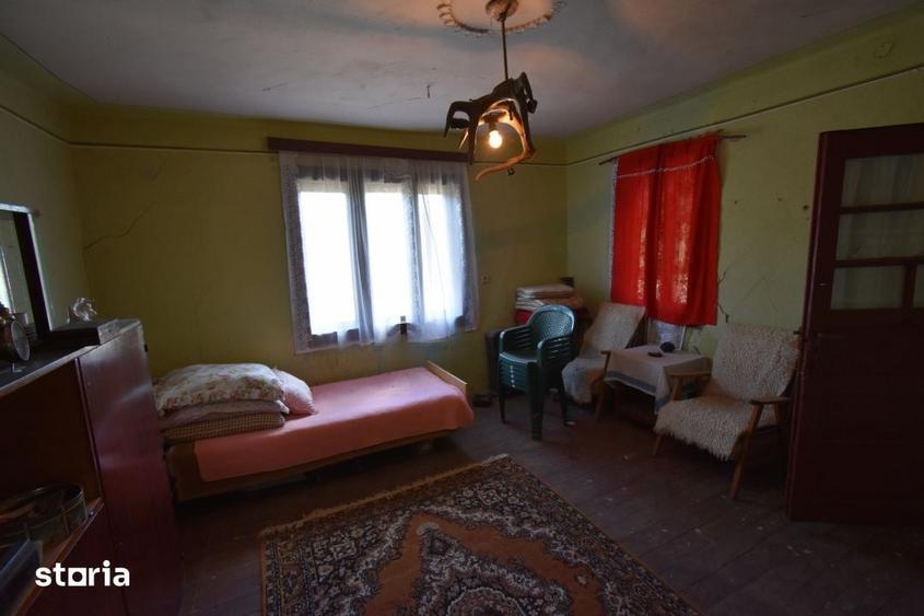 Casă cu 3 camere cu Teren 11200 Mp în Ciucea