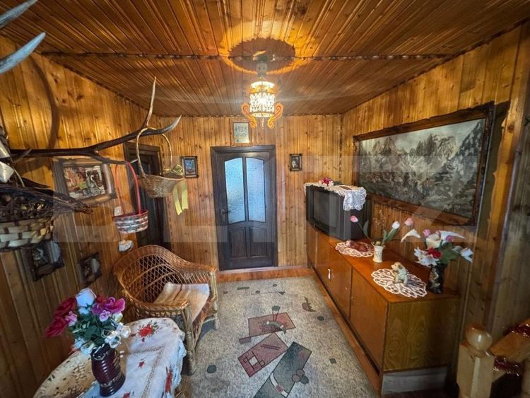 Casă individuală cu 6 camere cu Garaj în Vatra Dornei
