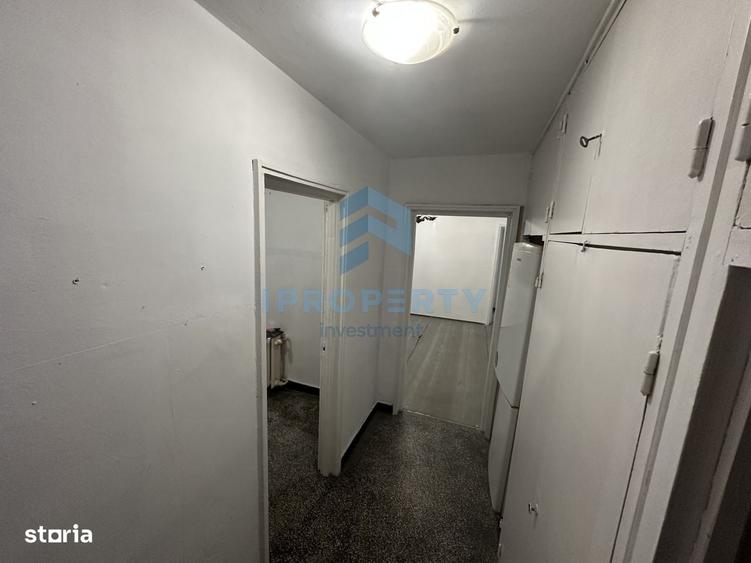 Apartament cu 3 camere semidecomandat în Central
