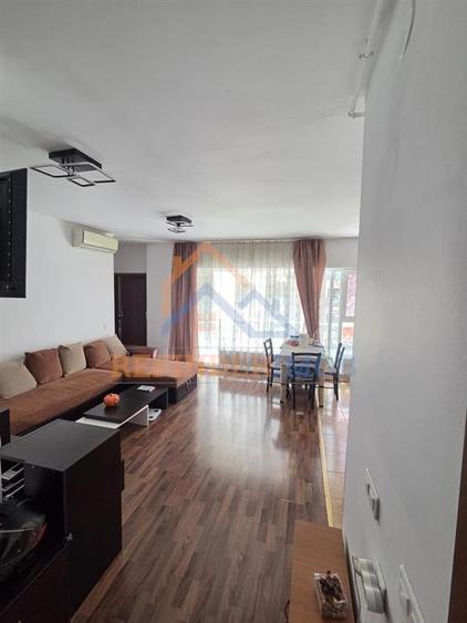 Apartament cu 3 camere decomandat, mobilat în Titan — fotografia 1