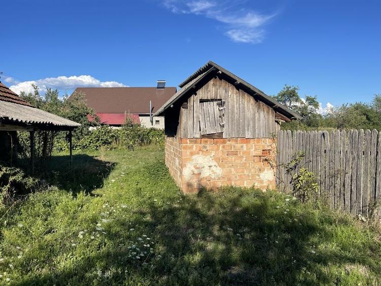 Casă cu 3 camere în Polovragi