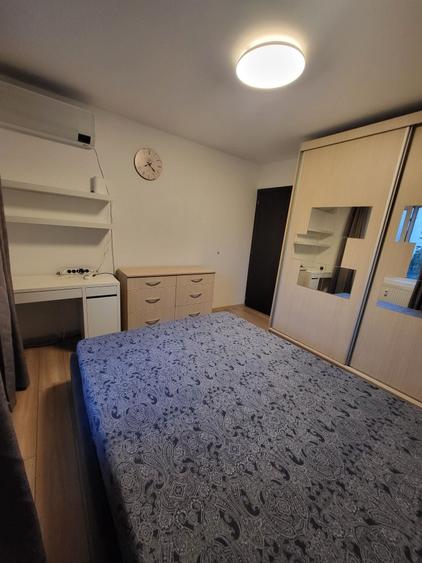 Apartament cu 3 camere decomandat în Dristor
