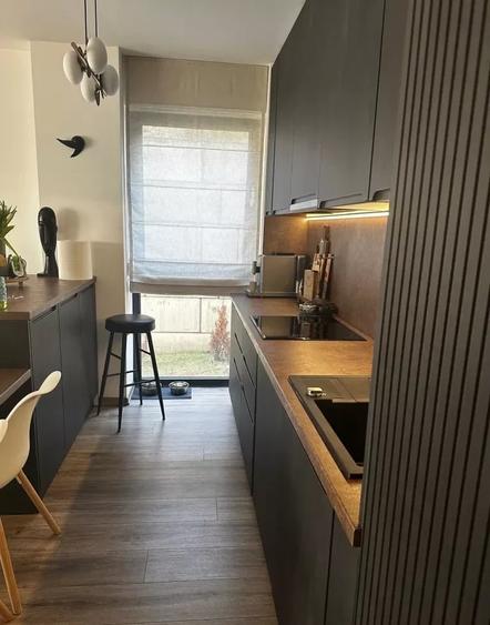 Apartament cu 3 camere decomandat în Cetate