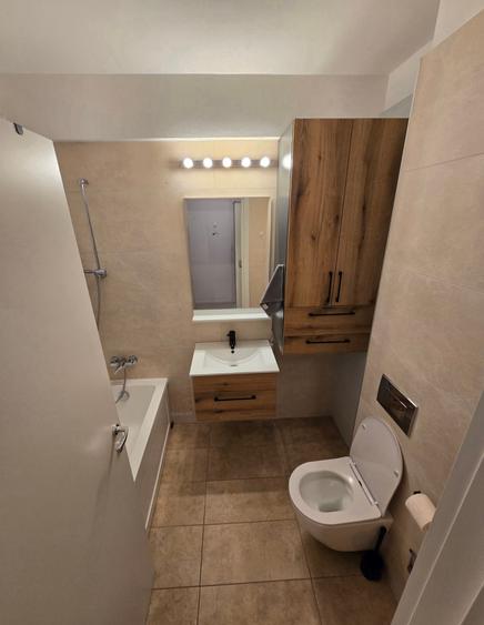 Apartament cu 2 camere decomandat în Băneasa