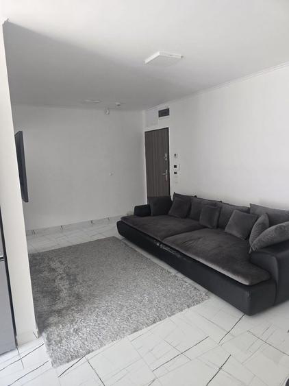 Apartament cu 3 camere decomandat în Iosia