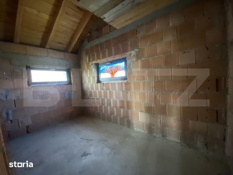 Casă cu 5 camere cu Teren 400 Mp în Decebal