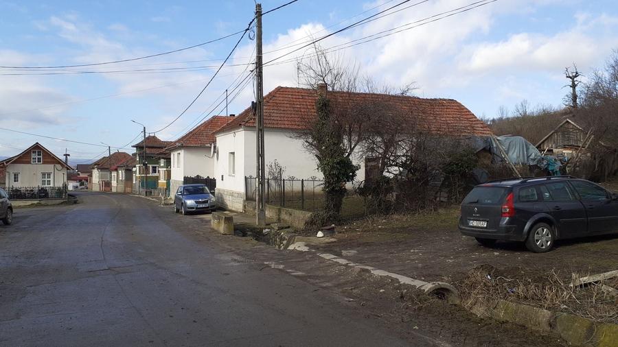 Spațiu comercial, în Vâlcele