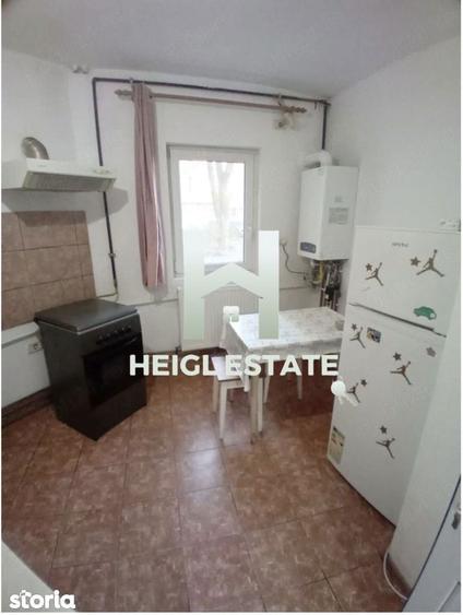 Apartament cu 2 camere, mobilat în Soarelui