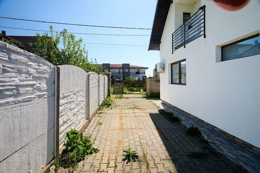 Casă cu 4 camere cu Teren 169 Mp în Central