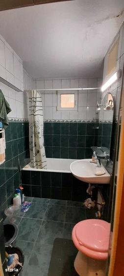 Apartament cu 4 camere în Vatra Luminoasă