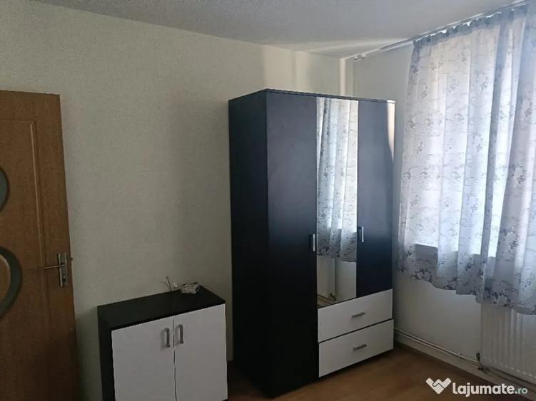 Apartament cu 2 camere decomandat în Exterior Vest