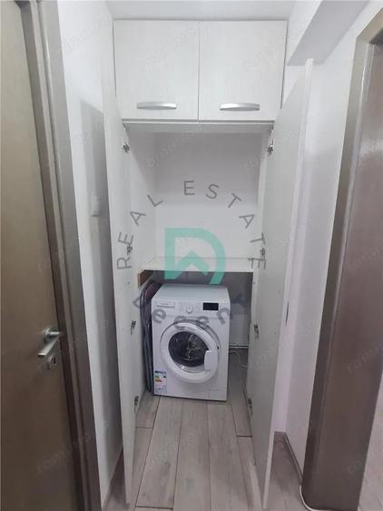 Apartament cu 2 camere semidecomandat în Vlahuță