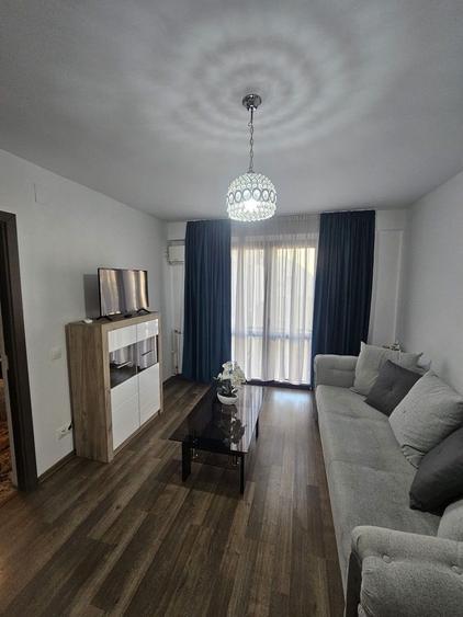 Apartament cu 2 camere semidecomandat în Exterior Vest
