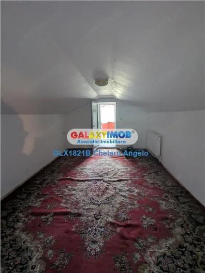Casă cu 5 camere cu Teren 880 Mp în Siliștea Snagovului