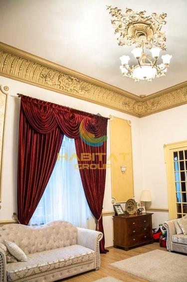Apartament cu 6 camere decomandat în Unirii