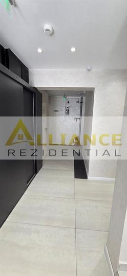 Apartament cu 2 camere în Apărătorii Patriei