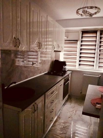 Apartament cu 2 camere semidecomandat, mobilat în Câmpia Libertății