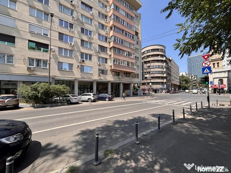 Spațiu comercial, de 9 mp, în Sala Palatului