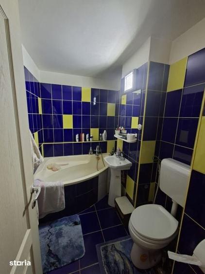 Apartament cu 3 camere în Traian