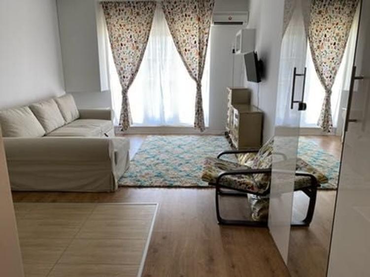 Garsonieră decomandată în Crețuleasca