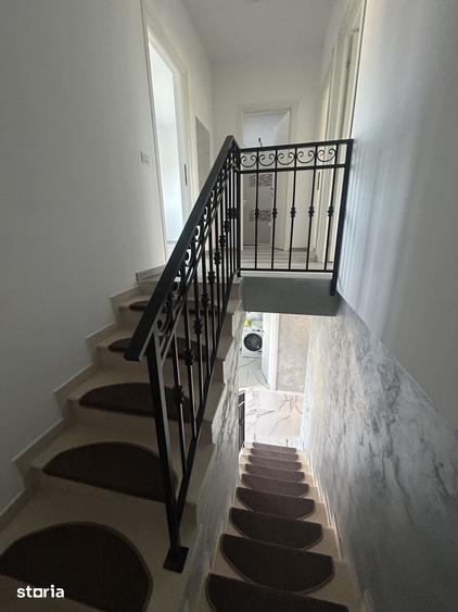 Apartament cu 3 camere în Dumbrăvița