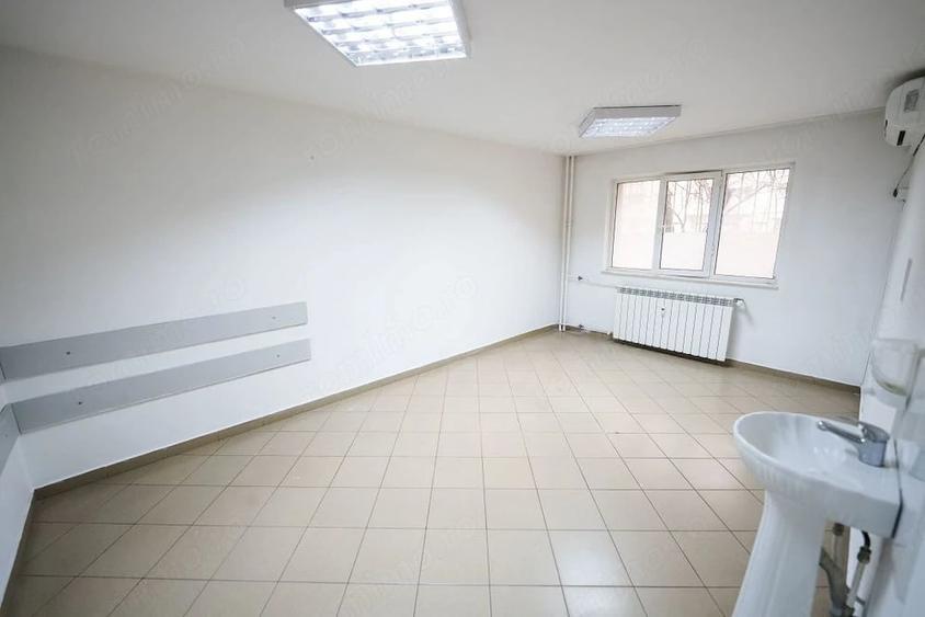Spațiu comercial, de 55.78 mp, în Sărari