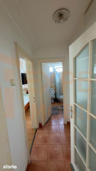 Apartament cu 2 camere, mobilat în Central