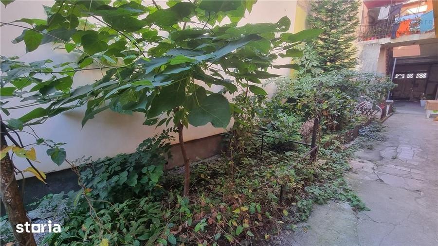 Apartament cu 3 camere, mobilat în Centrul Istoric