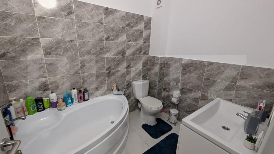 Apartament cu 2 camere semidecomandat, mobilat în Ampoi 3