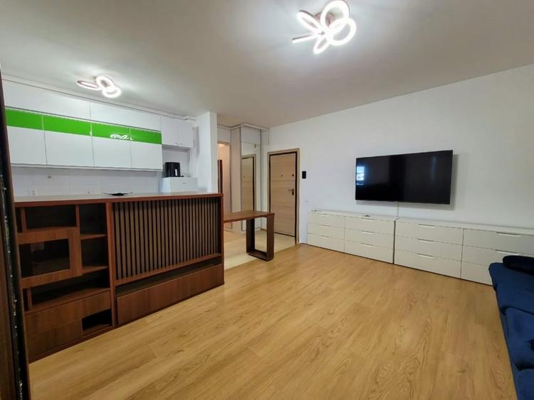 Apartament cu 2 camere decomandat, mobilat în Tomis Nord