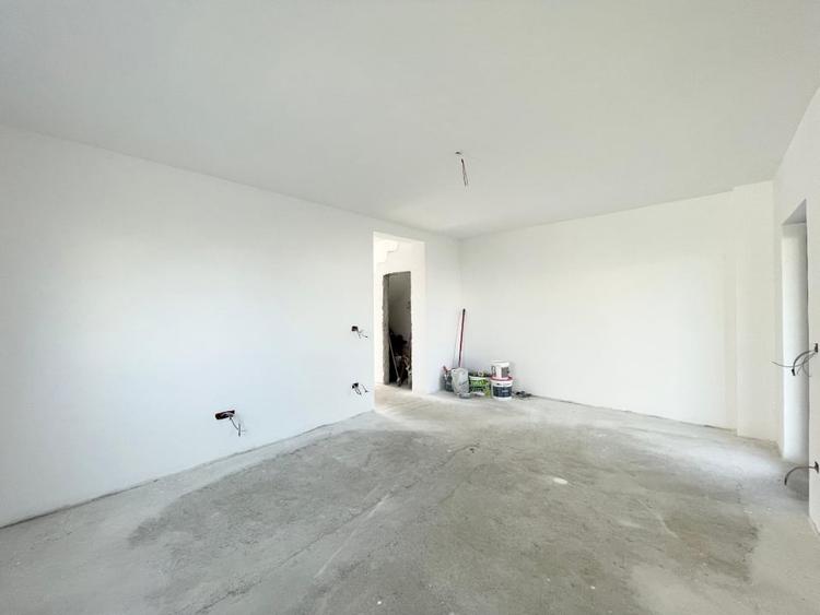 Duplex cu 4 camere cu Teren 310 Mp în Moșnița Nouă