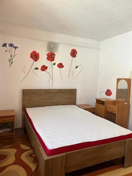 Apartament cu 2 camere semidecomandat în George Enescu