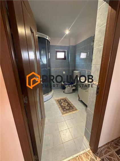 Casă individuală cu 5 camere cu Teren 960 Mp în Câmpineanca