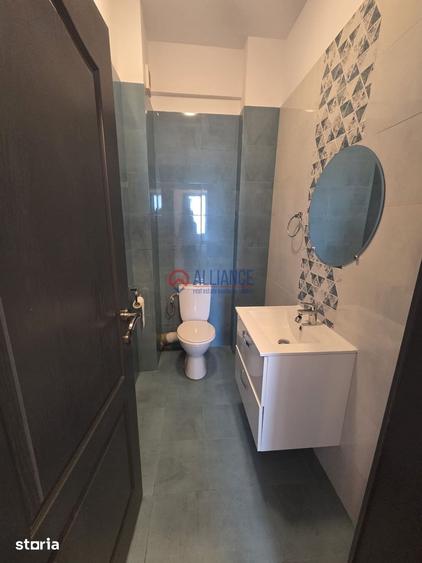 Apartament cu 3 camere în Km 5