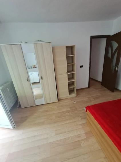 Apartament cu 3 camere decomandat în Tudor Vladimirescu