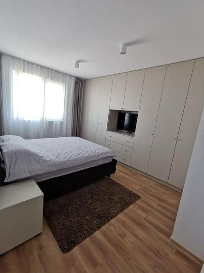 Apartament cu 2 camere decomandat în Aradului