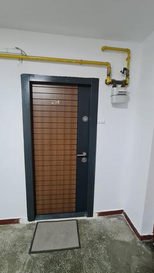 Apartament cu 3 camere decomandat în Iancului