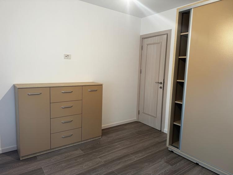 Apartament cu 2 camere decomandat în Buzaului
