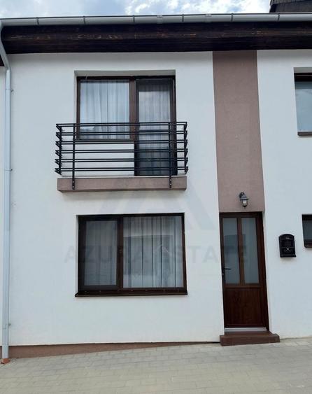 Duplex cu 3 camere cu Canalizare în Sud-Vest